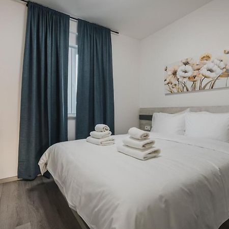 Ashka Vista Mare Apartment Umag Exterior photo